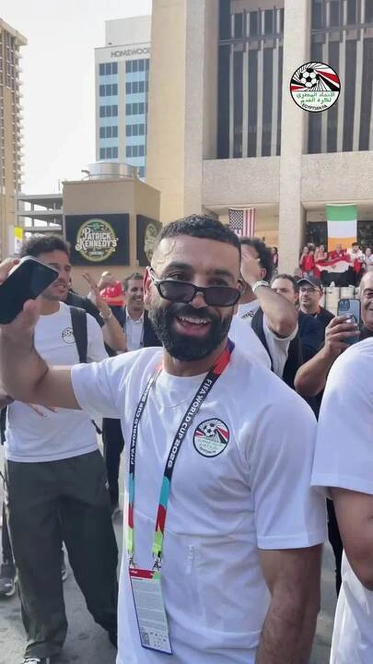 Salah comemora classificação em festa com seleção do Egito