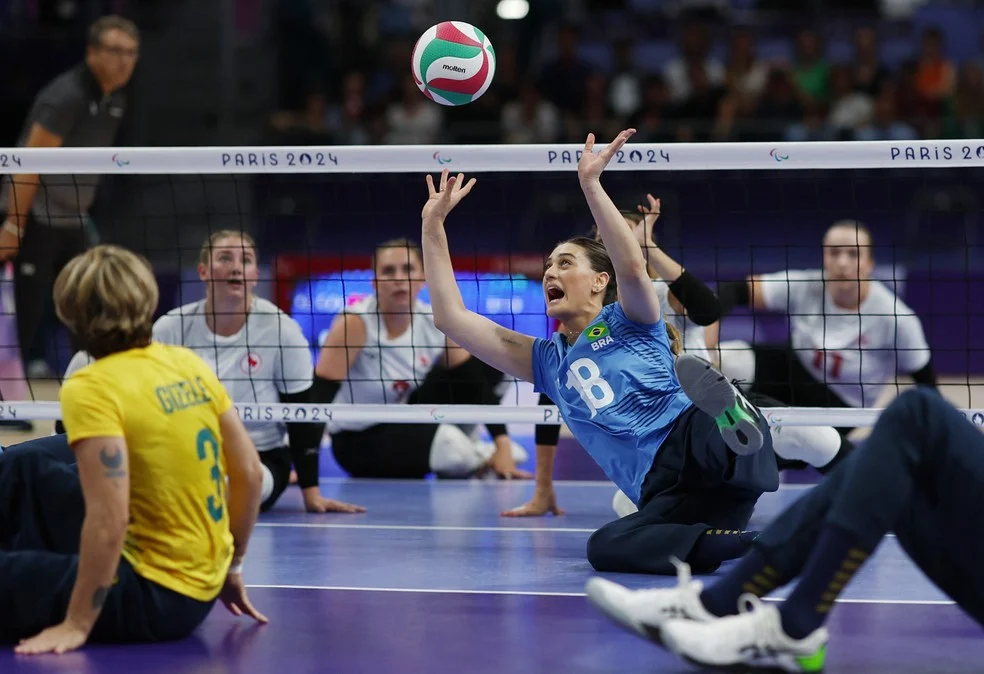 Vôlei sentado Sesi Suzano - Paratletas do Alto Tietê em ação