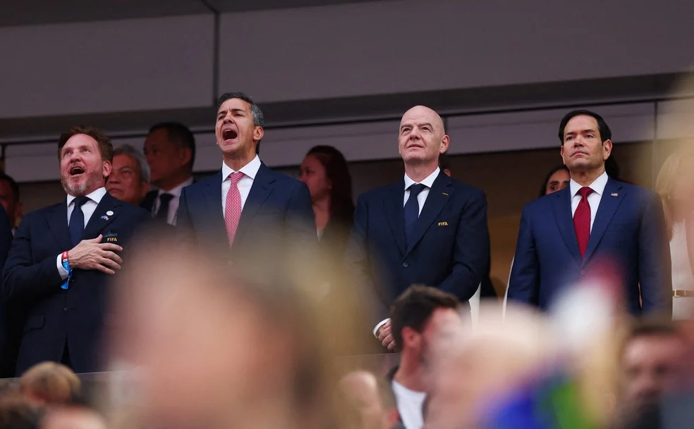 Presidente da Conmebol Alejandro Domínguez no Estádio da Filadélfia