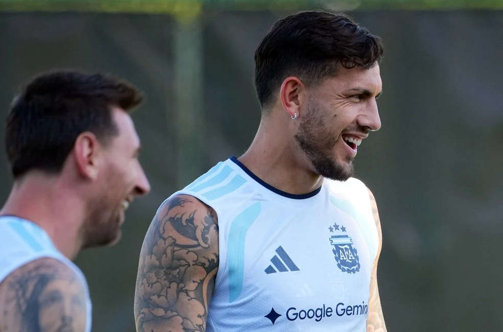 Leandro Paredes em treino da Argentina - Leandro Paredes
