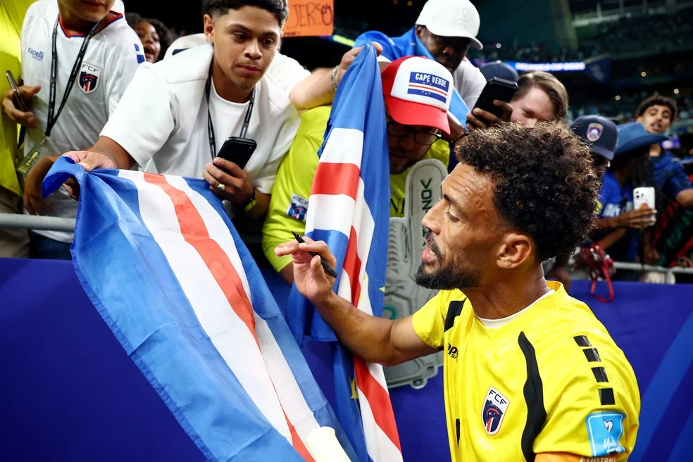 Vozinha na Copa: Vozinha festeja vaga de Cabo Verde
