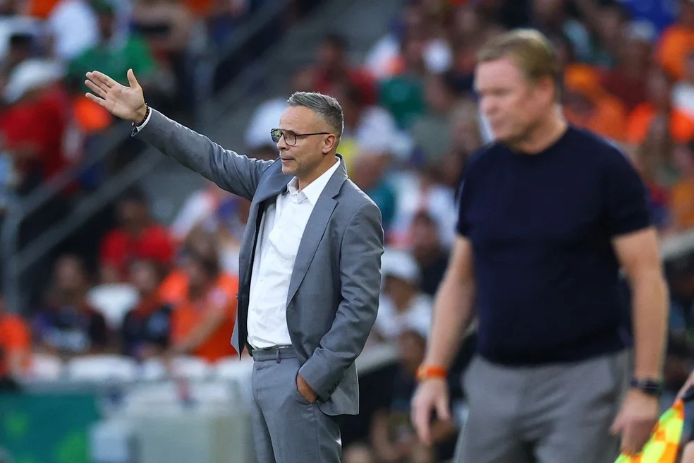 Técnico Mohamed Ouahbi antes de Marrocos x Canadá