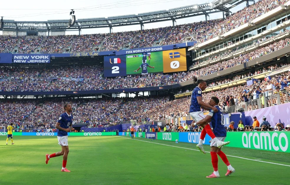 Mbappé celebra gol — França na Copa