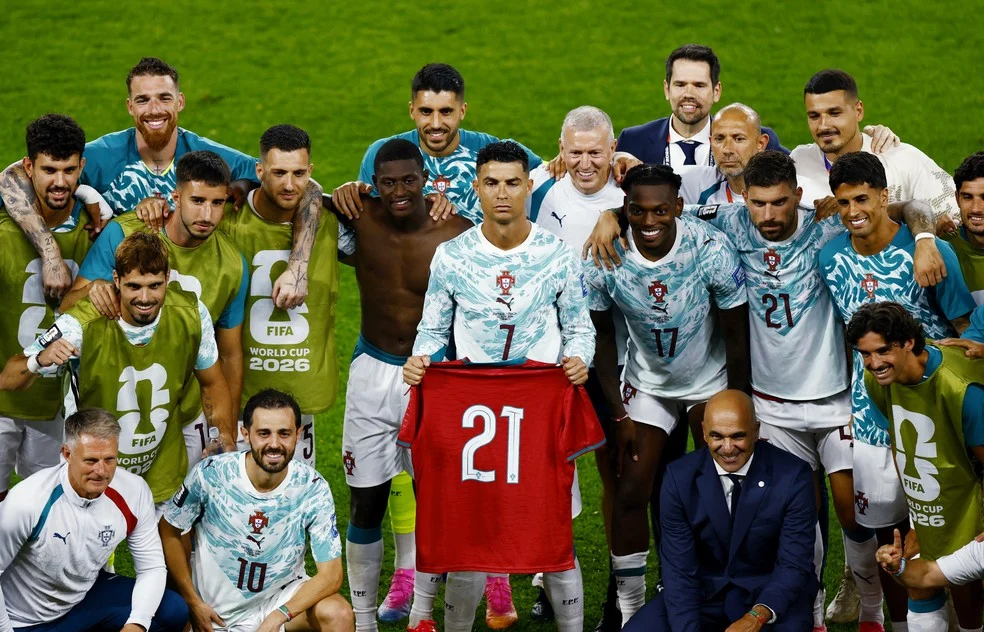 Cristiano Ronaldo faz homenagem a Diogo Jota em foto com a seleção