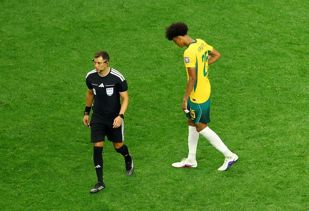 Lucas Herrington em ação pela Austrália
