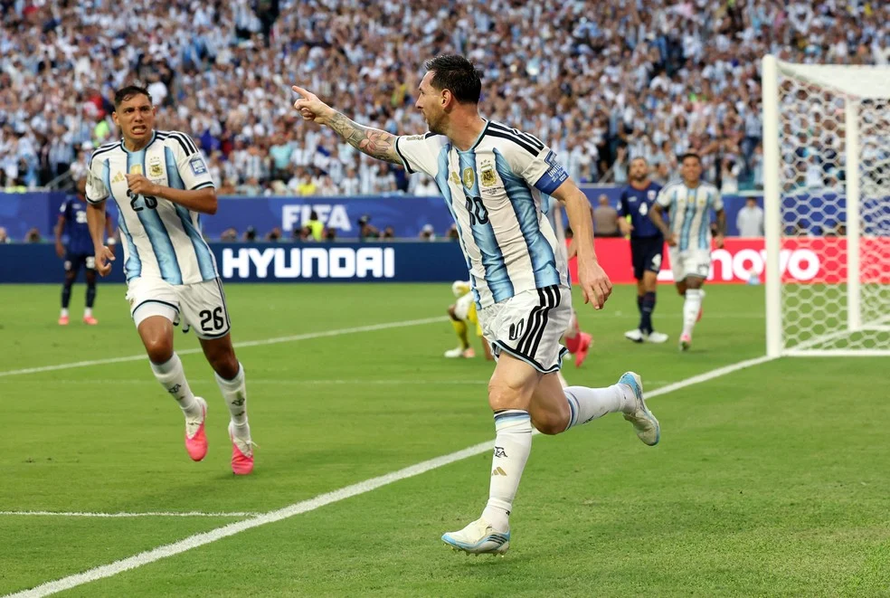 Messi comemora gol: maior artilheiro das Copas