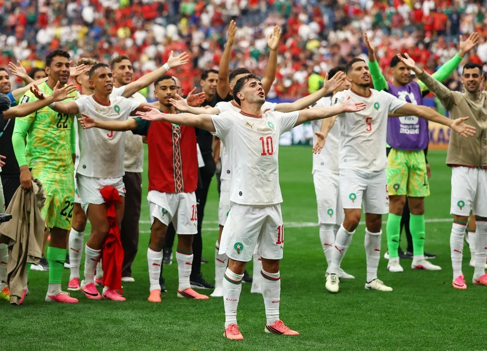 Elenco do Marrocos comemora classificação - Marrocos na Copa