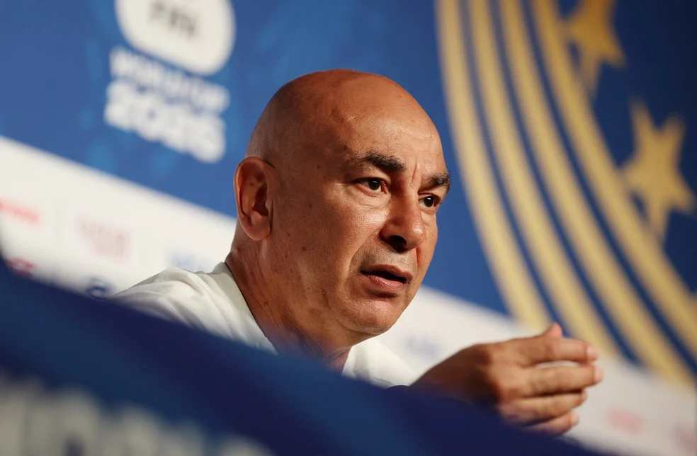 Hossam Hassan em entrevista antes de Egito x Argentina