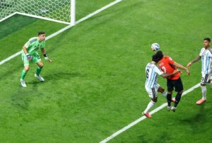 Yasser Ibrahim comemora o gol — Memes Argentina Egito nas redes