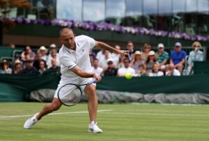 Dan Evans em Wimbledon — Evans Wimbledon despedida