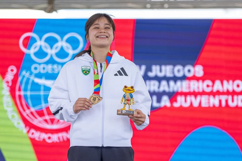 Lavínia Igaki em ação nos tatames