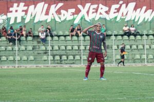 Keven Samuel comemorando gol pelo Fluminense