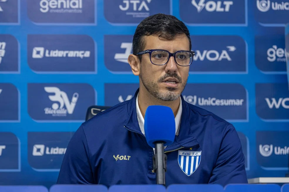Bernardo Pessi presidente do Avaí: Avaí pode perder atletas