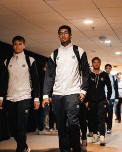 Vinícius Fabri e João Ananias: destaque da base do Santos
