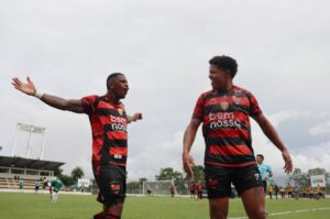 Trem na Série D: comemoração dos jogadores