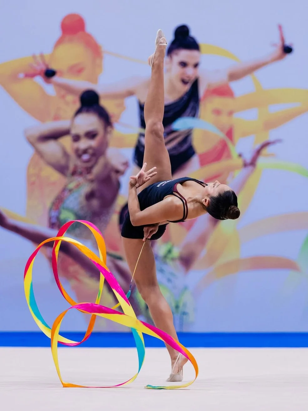 Ginástica Rítmica em Joinville — apresentação de ginasta