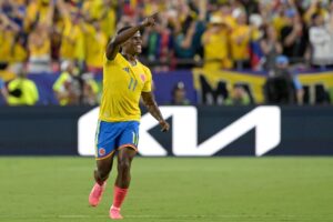 Arias Palmeiras comemorando gol contra Gana