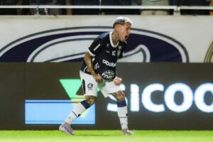Diego Hernández em ação pelo Remo