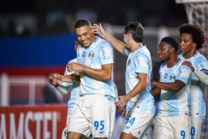 Jogadores do Grêmio em avaliação da eficiência ofensiva do Grêmio