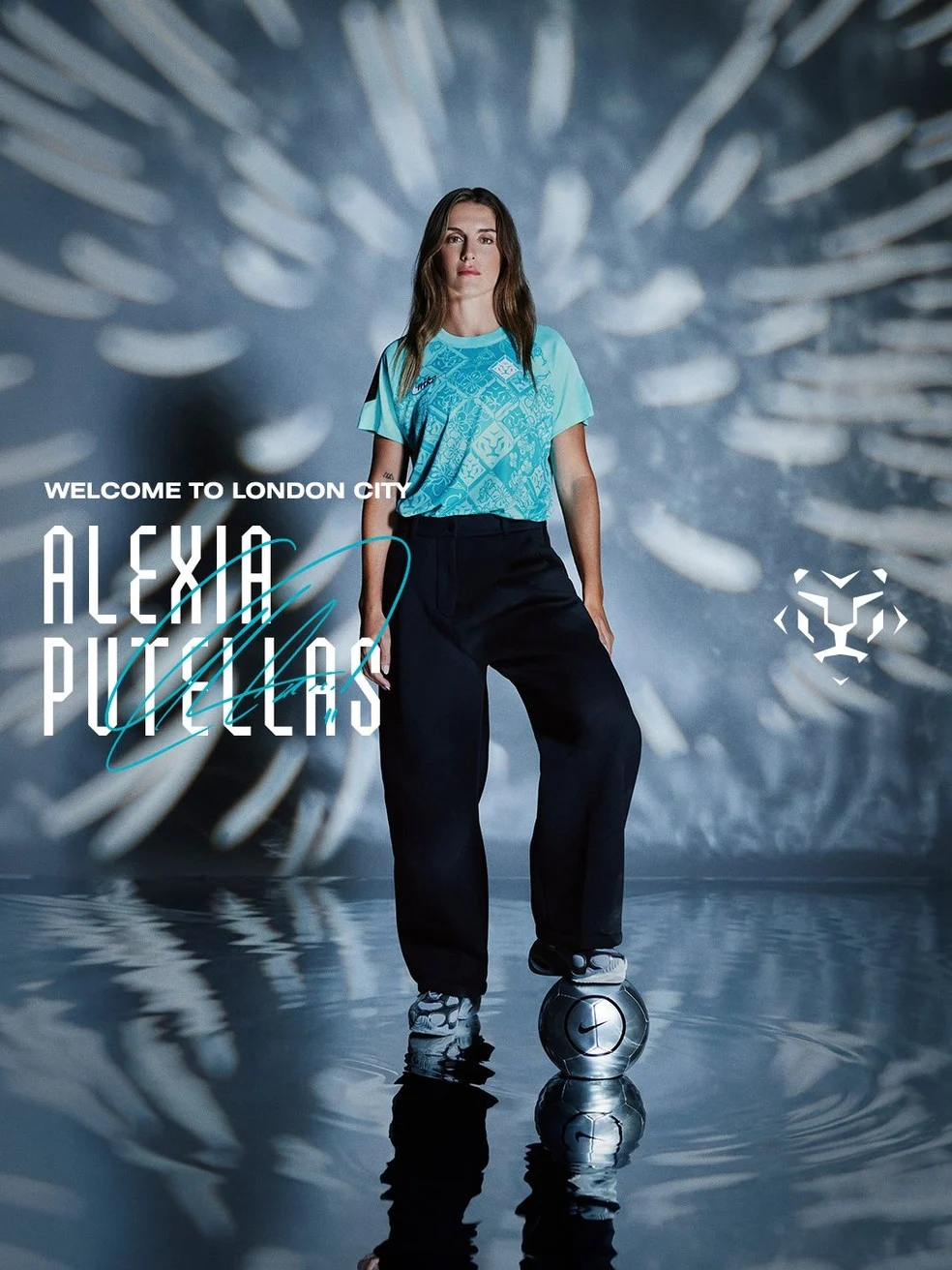 Alexia Putellas com a camisa do London City Lionesses