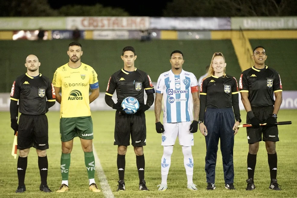 Paysandu e Ypiranga em confronto no Colosso da Lagoa