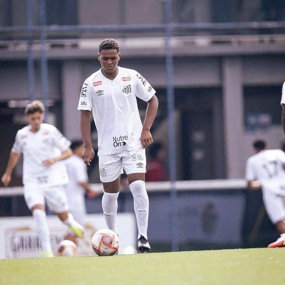 Riquelme no Santos treinando no CT Rei Pelé