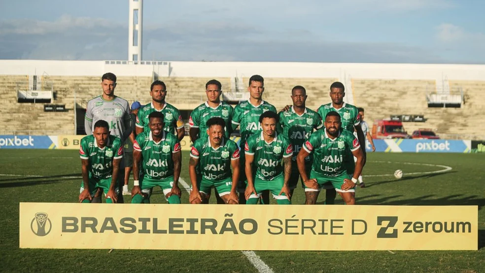 Uberlândia como visitante em partida da Série D — Foto: Rafael Costa