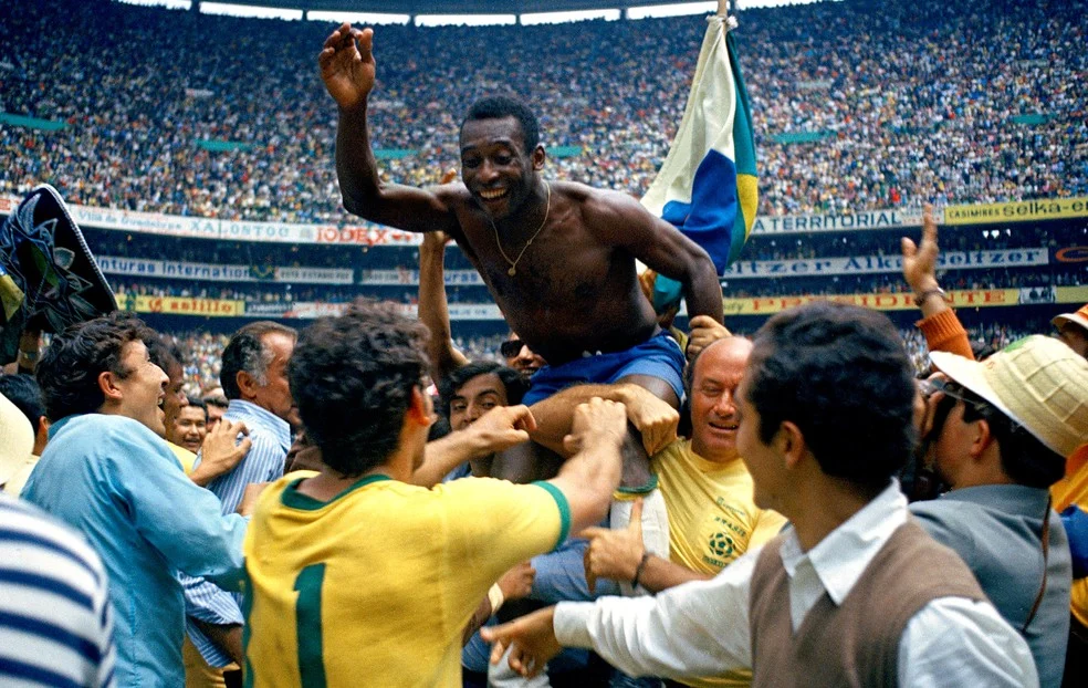 Pelé comemorando na final de 1970 — Brasil na Copa