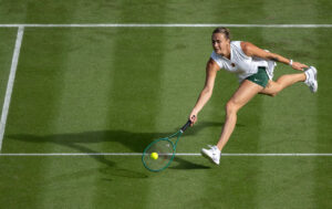Sabalenka controla duelo em Wimbledon