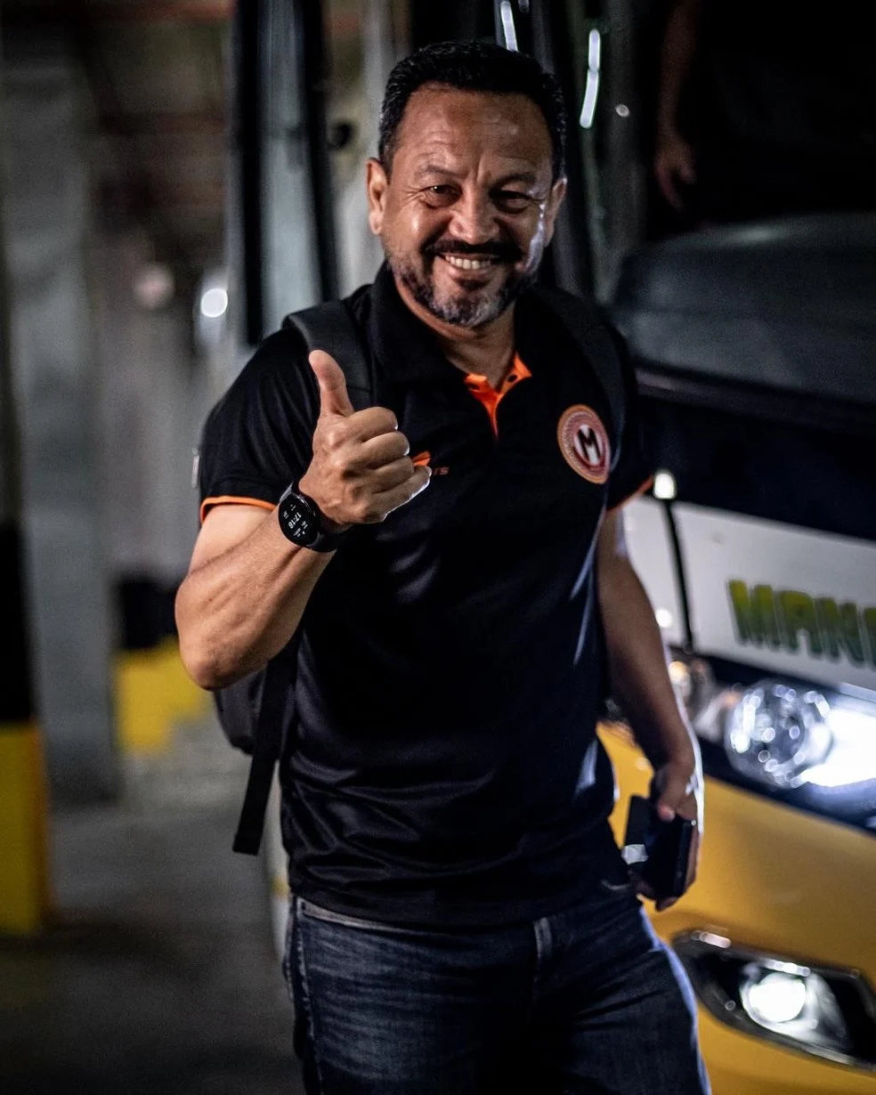 Paulinho Kobayashi durante preparação do Manauara Goiatuba