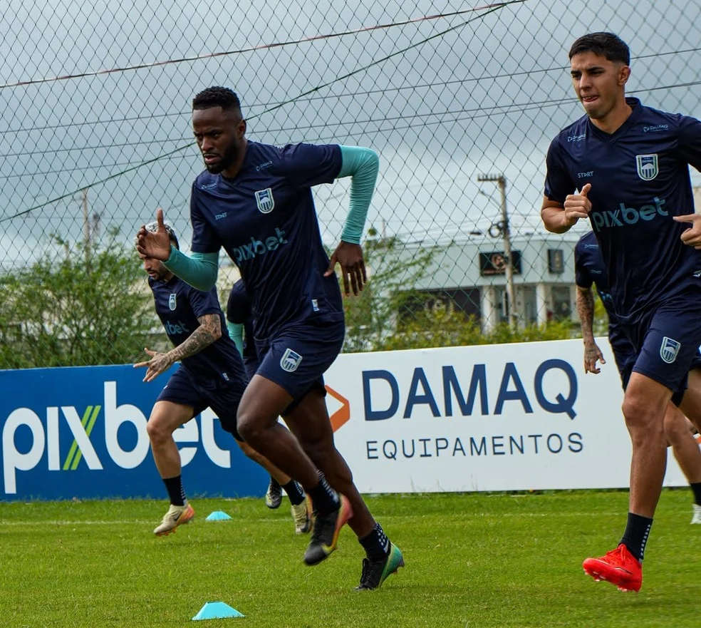 Treino do Serra Branca Série D no CT em Campina Grande