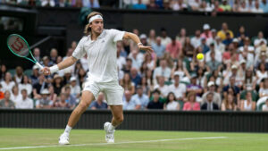 Stefanos Tsitsipas decisões em quadra