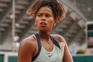 Victoria em Wimbledon em ação na quadra