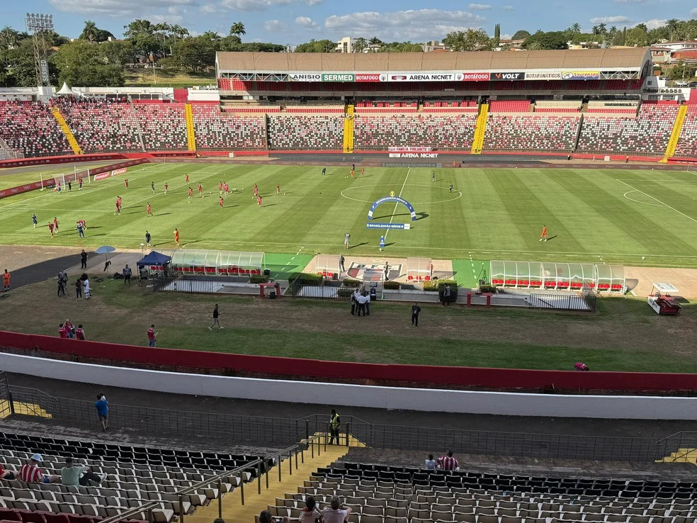 Botafogo-SP x Avaí em Ribeirão Preto