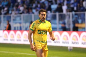 Jean Irmer Criciúma em ação