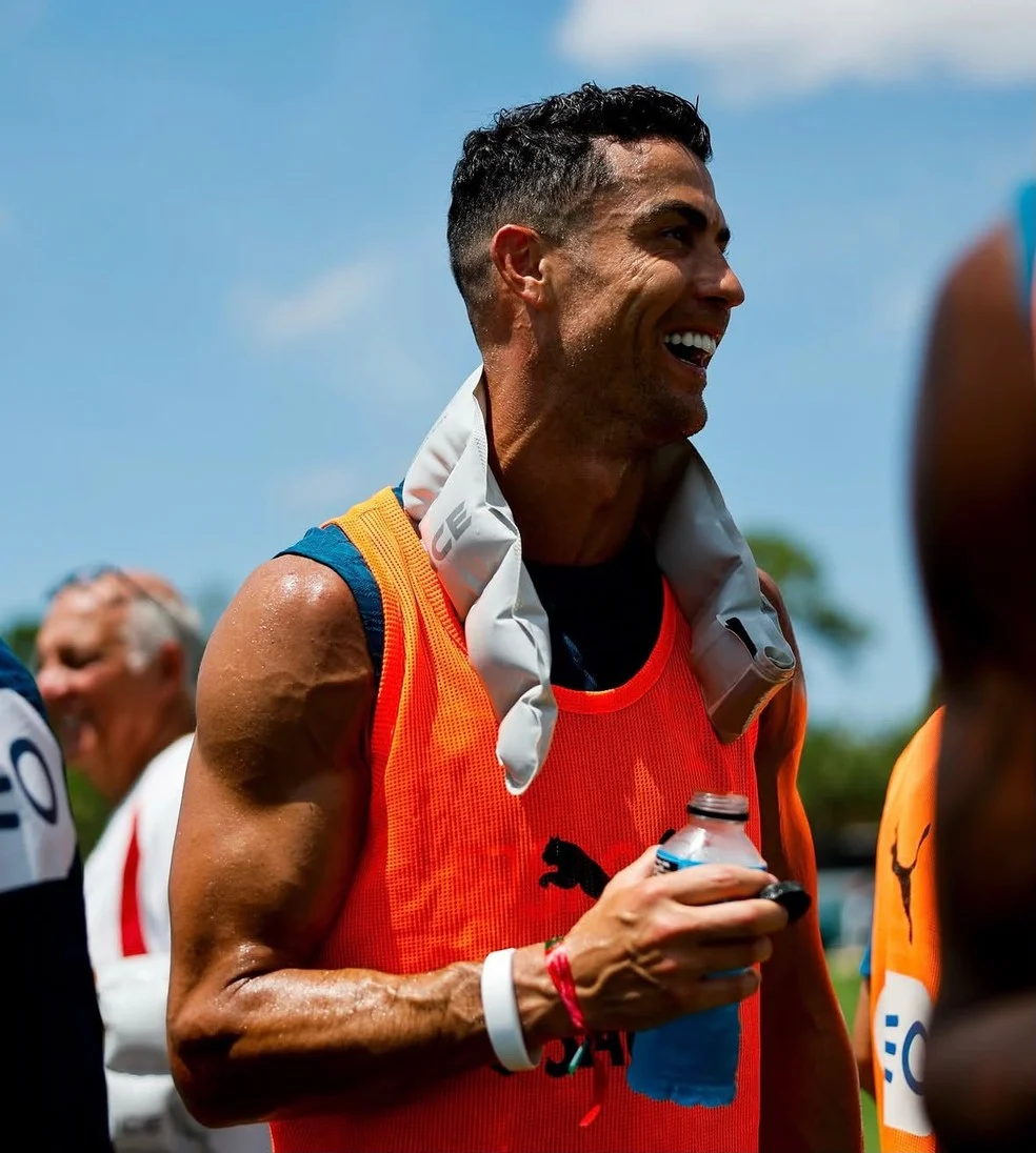 Cristiano Ronaldo em treino da seleção de Portugal