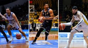 Felipe Ruivo, Paulo Lourenço e Dikembe, jogadores do Mogi Basquete, durante anúncio de renovação