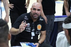 Cristiano Ahmed, técnico do São José Basketball