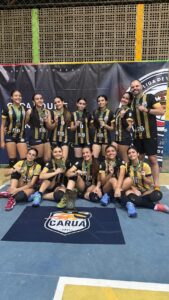 Central Vôlei celebra título da 3ª etapa da Liga do Interior
