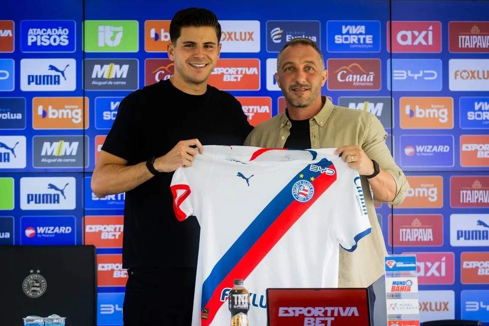 Marco Moreno em apresentação no Bahia